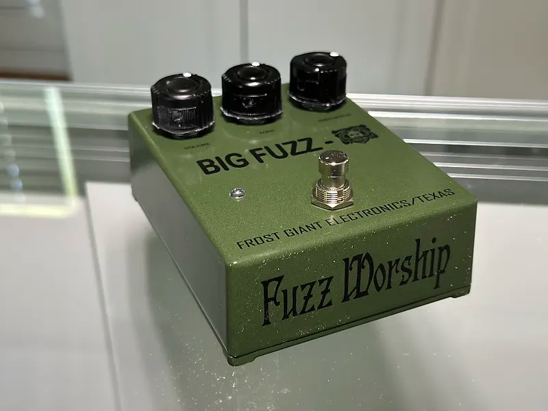 Frost Giant Electronics BIG FUZZ big muff