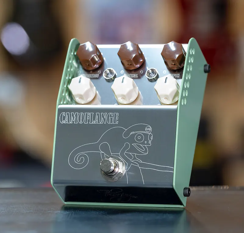 ThorpyFX Camoflange Flanger