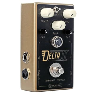 Spaceman Delta II Harmonic Tremolo Gold