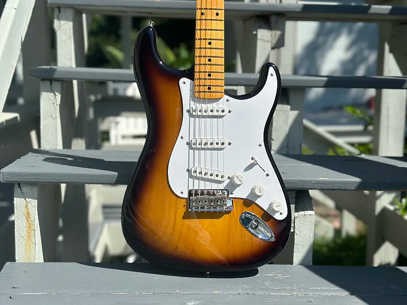 70th Anniversary American Vintage II '54 Stratocaster