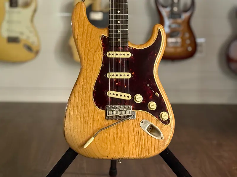 Danocaster Double Cut "Hippie Refin"