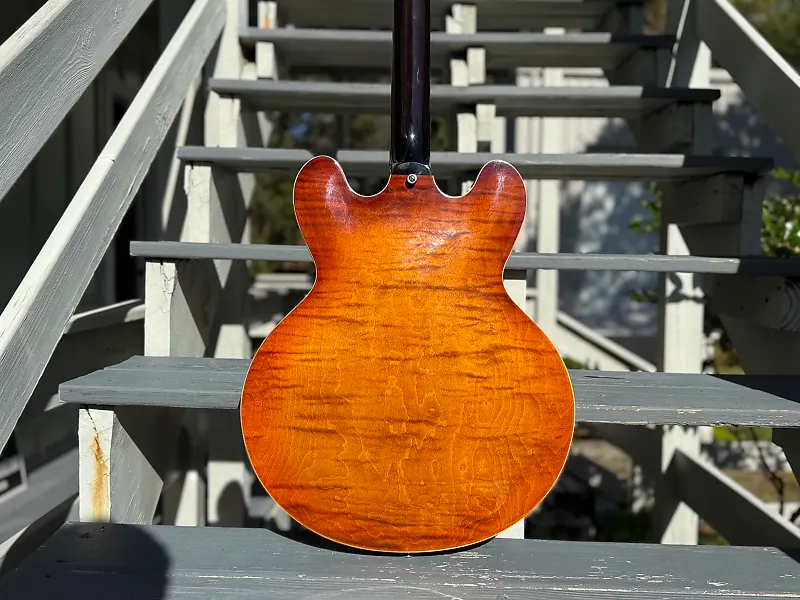 Gibson ES-335 Figured