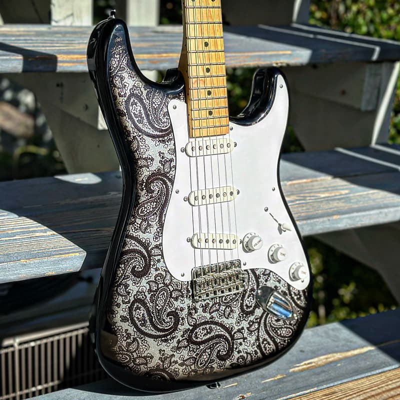 Crook Custom Guitars Paisley S (used)