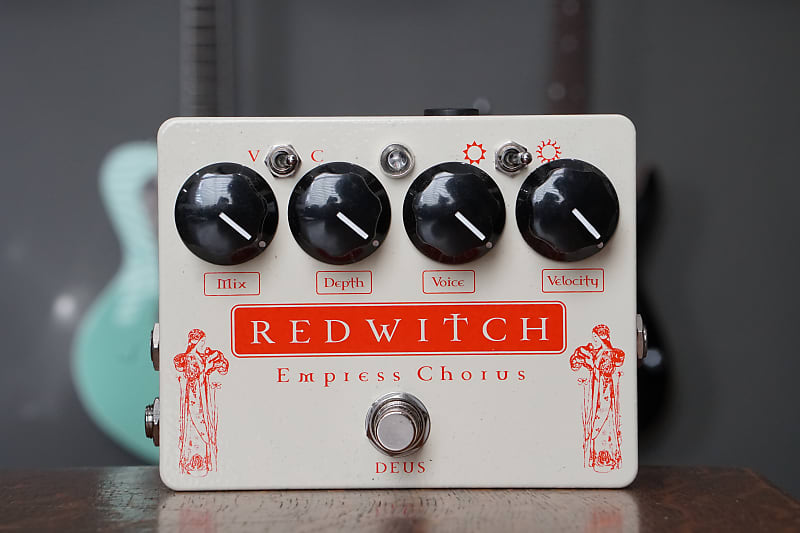 Red Witch Empress Chorus/Vibrato