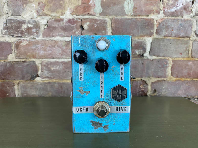 Beetronics OctaHive Octave Fuzz