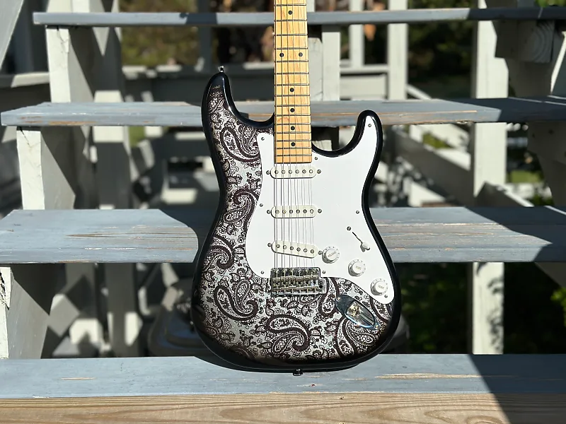 Crook Custom Guitars Paisley S (used)